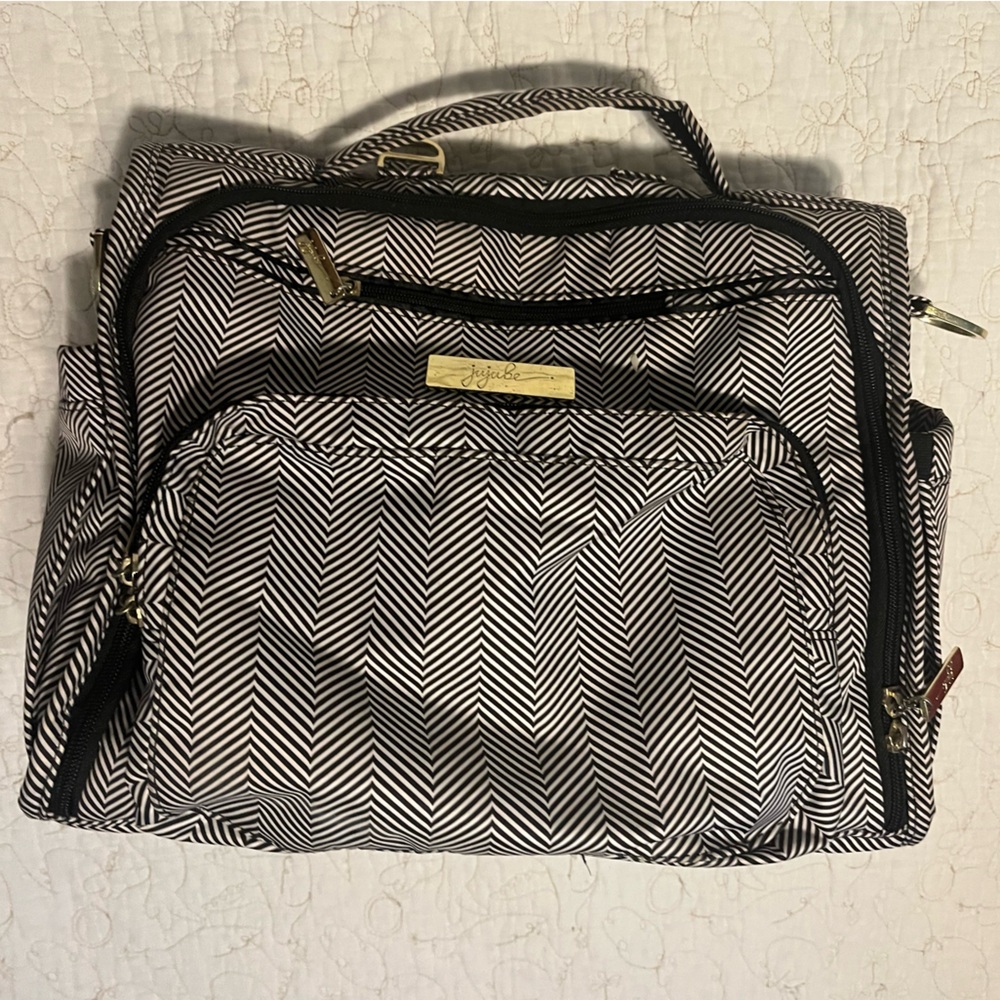 Jujube BFF Queen of the Nile convertible diaper bag